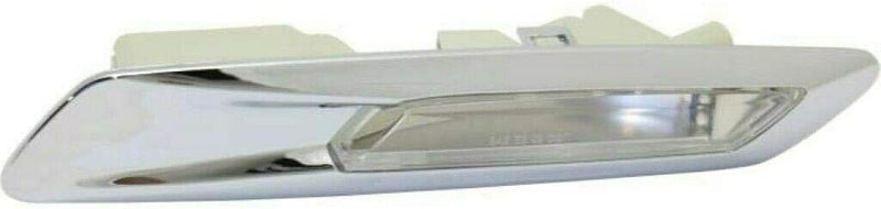 Passenger Side Fender Mounted Repeater Light – For Use Without Park Assist