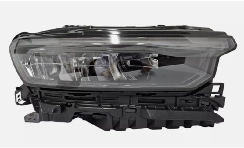 Passenger Side LED Headlight Lens and Housing – Reflector Type – With Auto Level – Without Logo – As OEM Will Not Include Module