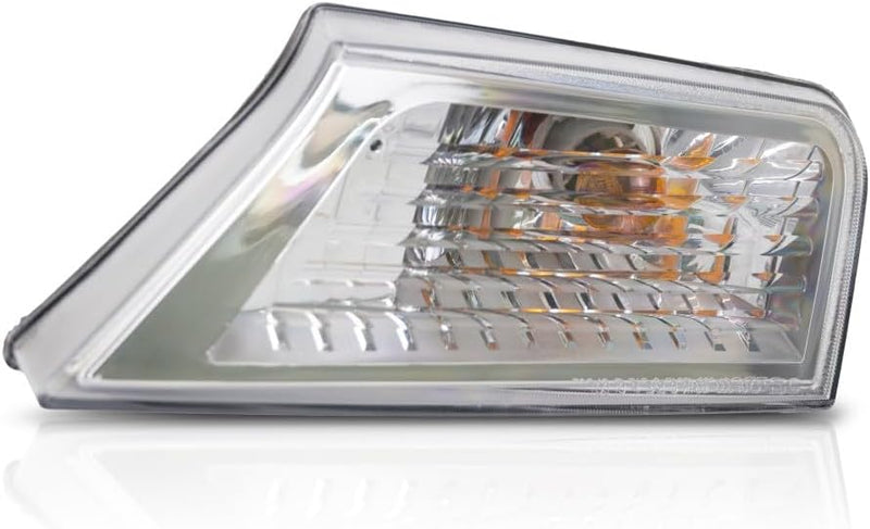 Driver Side Parking/Side Marker Light Assembly