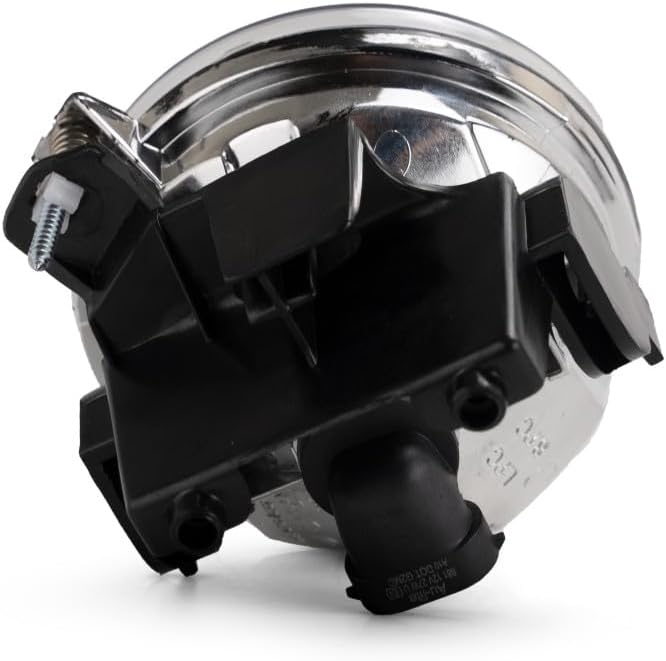Driver or Passenger Side Fog Light Assembly