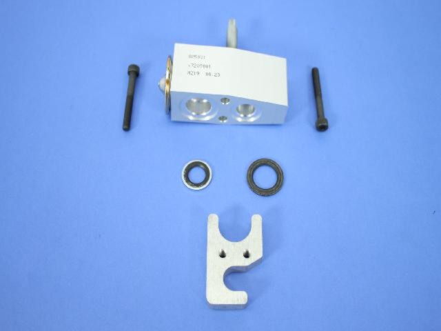 A/C Expansion Valve Mopar 68110614AA