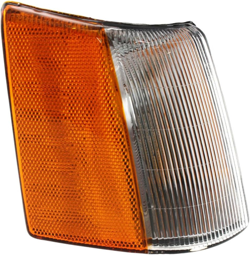 Passenger Side Parking/Side Marker Light Assembly – Corner of Fender