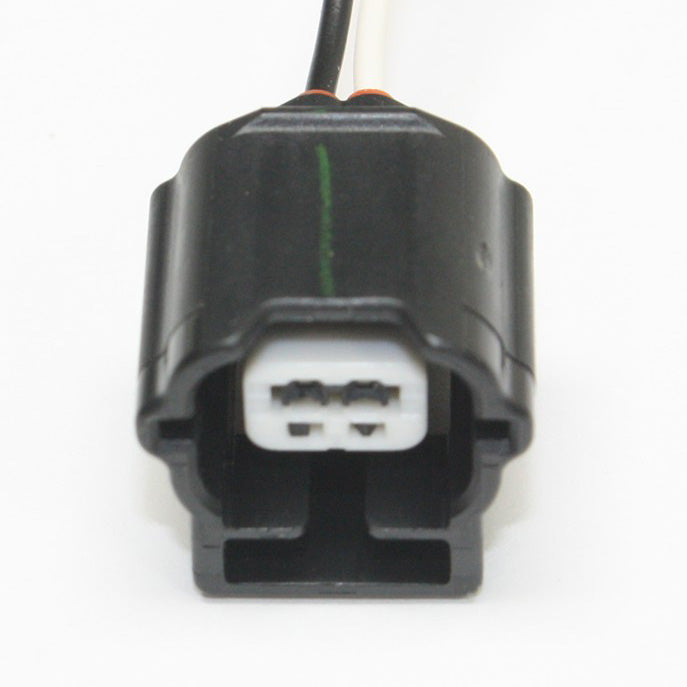 Driver Side Non-Towing Mirror, Manual Adjust, Non-Heated, Manual Folding, Textured Black, with Temperature Sensor Connector | CH1320353