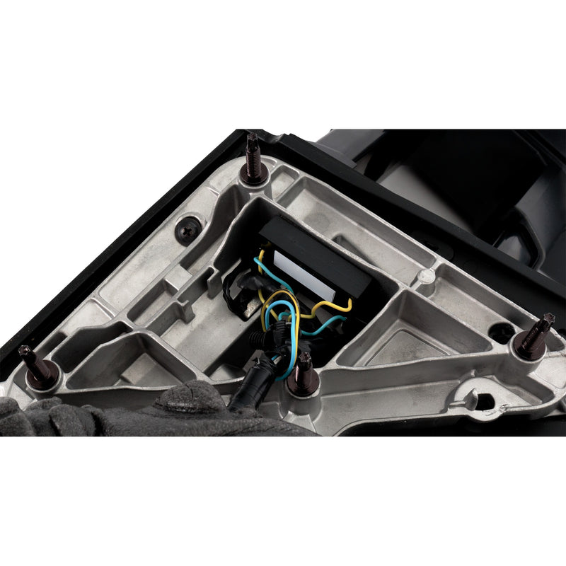 Driver Side Mirror Power Manual Folding Heated Chrome With Signal Light Spotlight and Marker Lamp W/o Blind Spot Detection Memory Auto-Dimming and Puddle Light | GM1320512