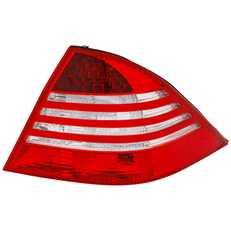 Tail Light CarParts M730123