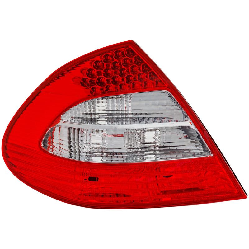 Tail Light CarParts M730170