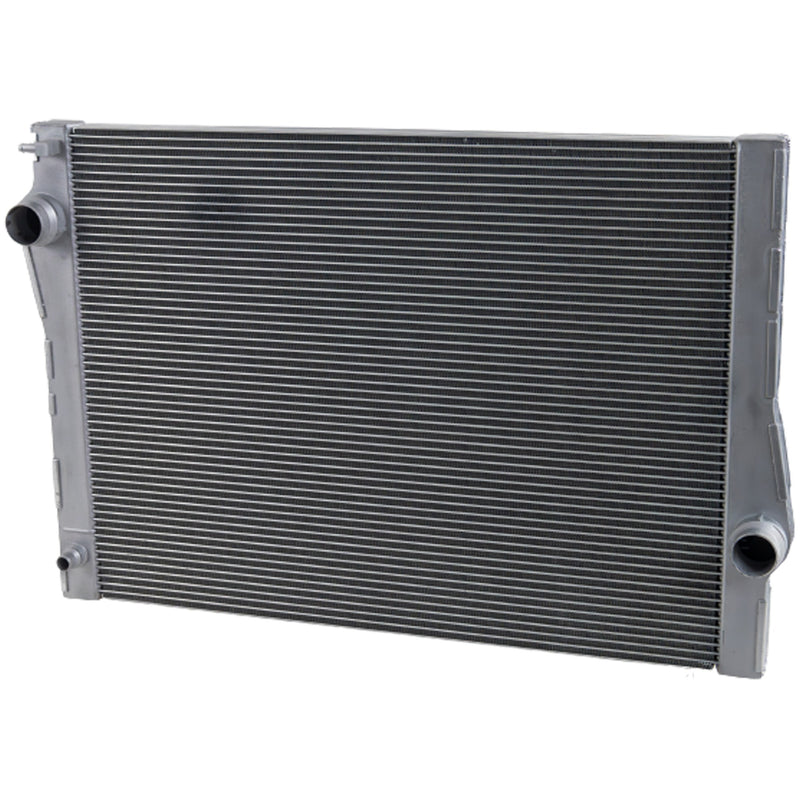 Radiator CarParts P13790