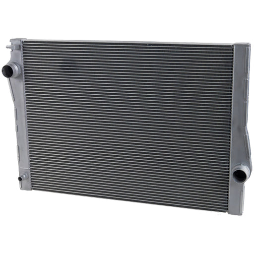 Radiator CarParts P13790