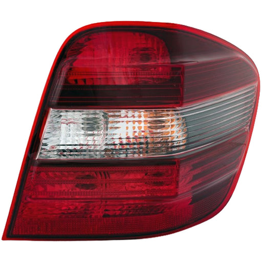 Tail Light CarParts REPM730111