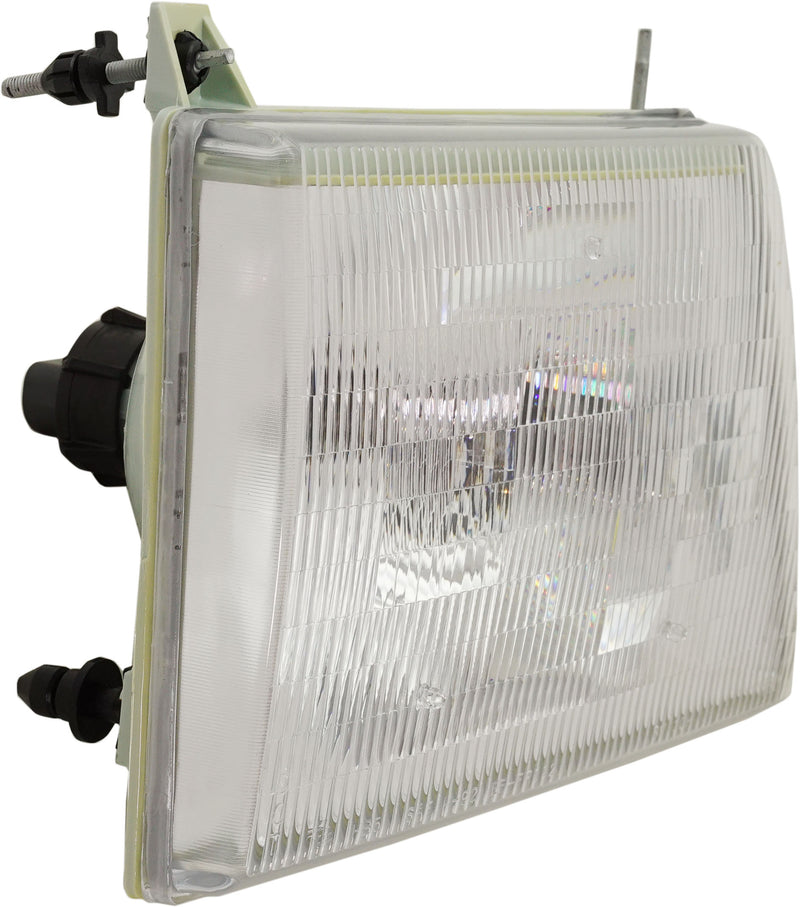 Set Of 2 - Driver and Passenger Side Headlights with Bulbs Halogen | FO2502153,FO2503153