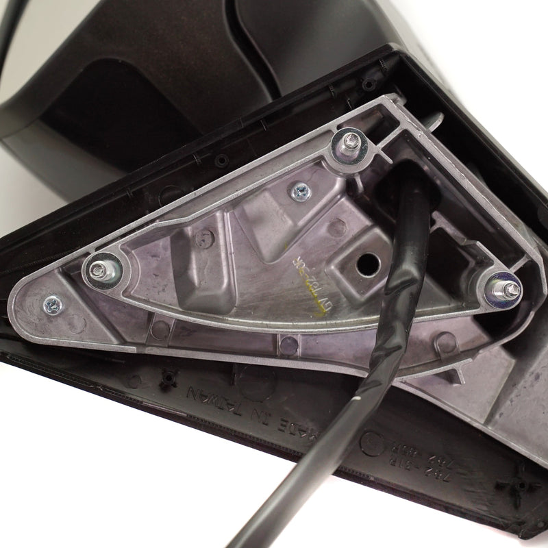 Driver and Passenger Side Non-Towing Mirrors, Power, Manual Folding, Heated, Paintable, In-housing Signal Light, Without memory, Without Puddle Light, Without Auto-Dimming | HY1321236,HY1320236