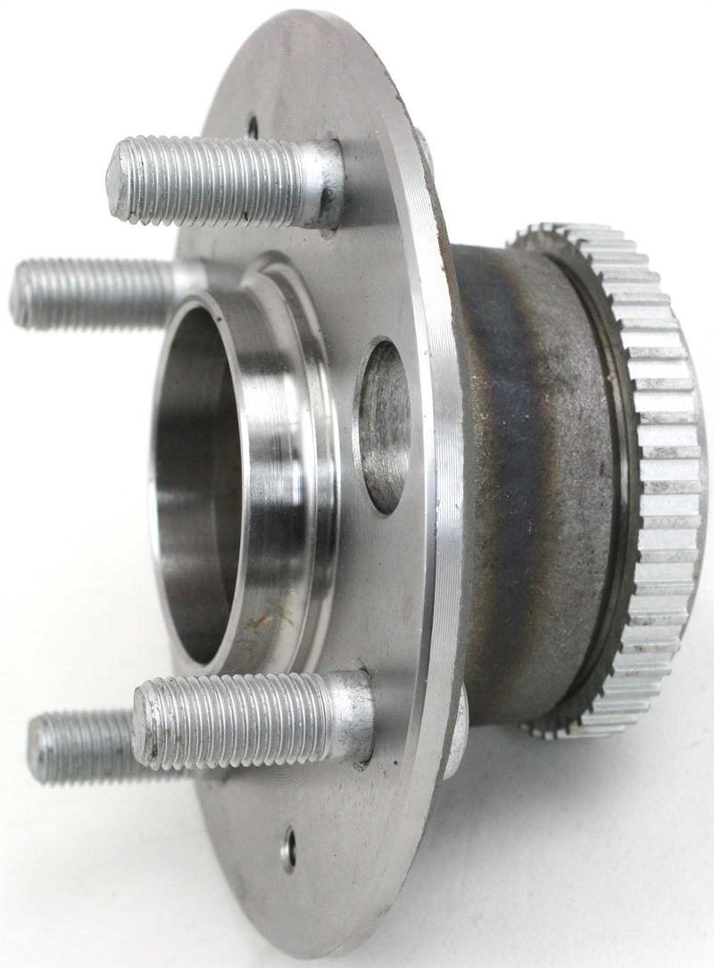 Front and Rear Wheel Hubs Front - Without Bearing; Rear - With Bearing