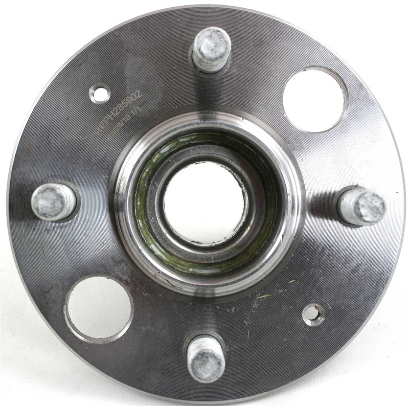 Front and Rear Wheel Hubs Front - Without Bearing; Rear - With Bearing