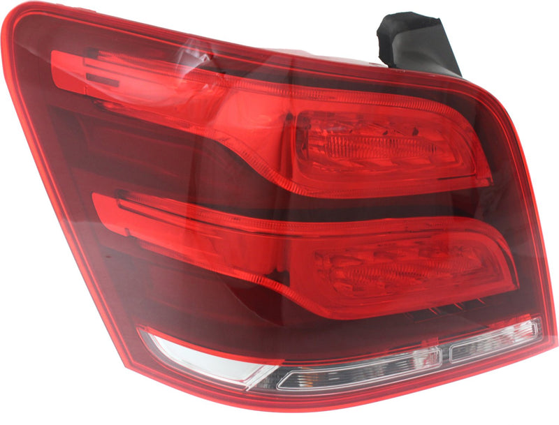 Tail Lamp Passenger Side And Driver Side Assembly | MB2800146,MB2801146