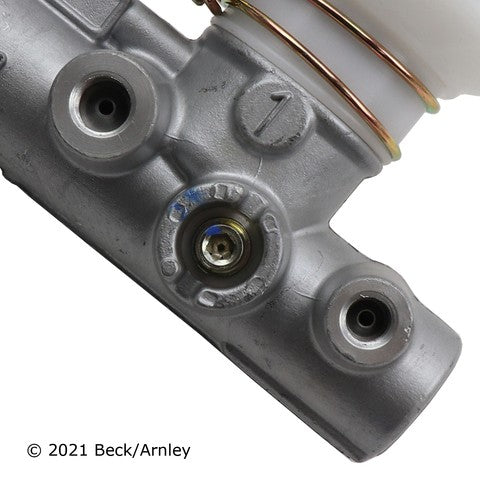Brake Master Cylinder Beck Arnley 072-8877