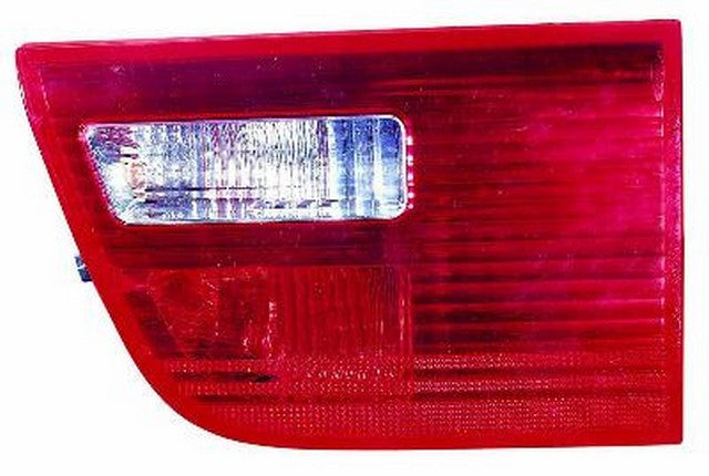 Tail Light / Side Marker Light Assembly Pacific Auto Company P09100