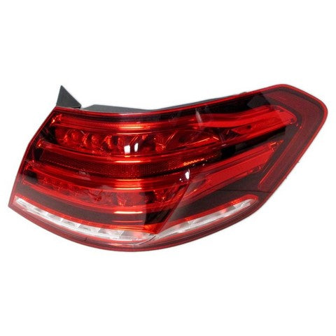 Tail Light / Side Marker Light Assembly Pacific Auto Company P15047