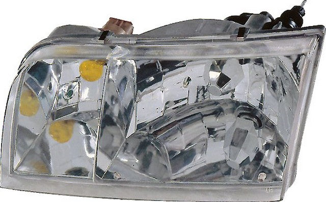 Headlight Pacific Auto Company P38019