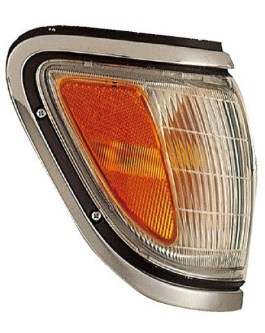 Cornering / Side Marker Light Assembly Pacific Auto Company P8422
