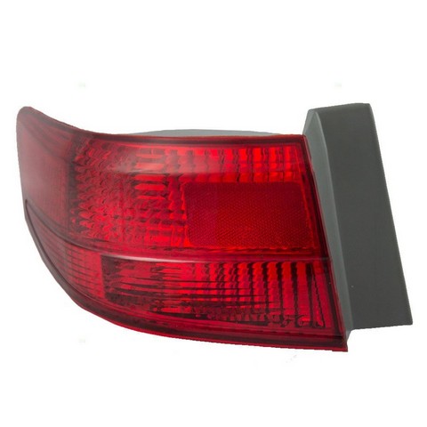 Tail Light Pacific Auto Company P890542