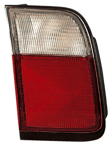 Tail Light / Side Marker Light Assembly Pacific Auto Company P89702
