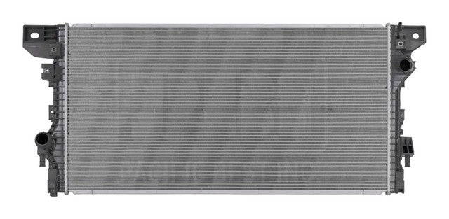 Radiator Pacific Auto Company PR13718A