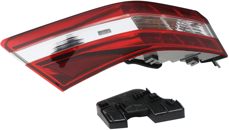 Tail Light CarParts REPT730352