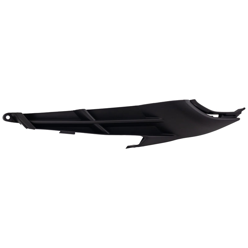 Bumper Trim CarParts RL01610001
