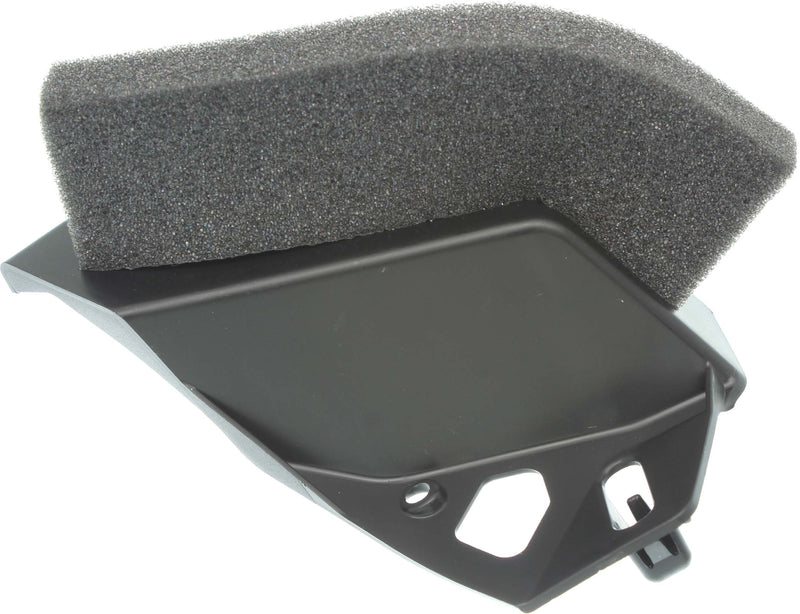 Bumper Trim CarParts RT04050003