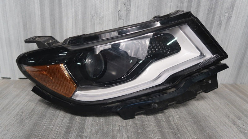 Passenger Side HID Headlight Assembly – With LED Daytime Running Lamp